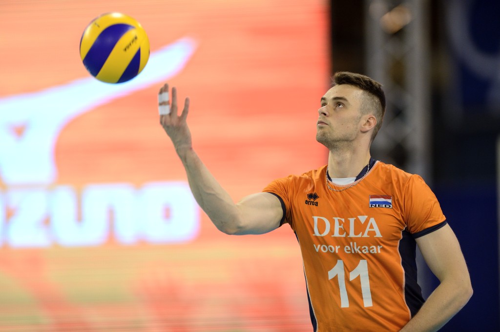 01-06-2014 NED: WLV Nederland - Zuid Korea, Eindhoven Dick Kooy