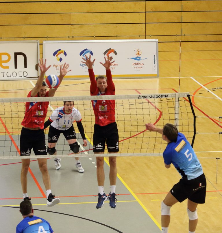 Twee spectaculaire duels bij VC Sneek op Super Saturday Vizier op